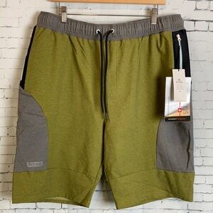 DYNE Tech Shorts Men’s XL NWT Designer Athletic Wool Blend Gorp Hiking Scandi